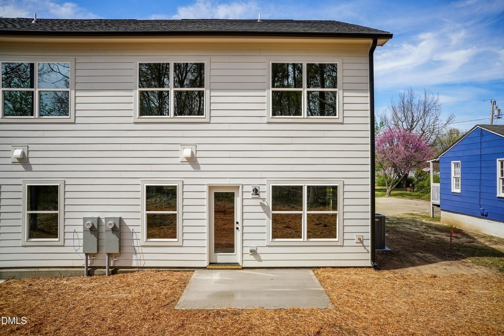 818 N Taylor Street - Photo 30