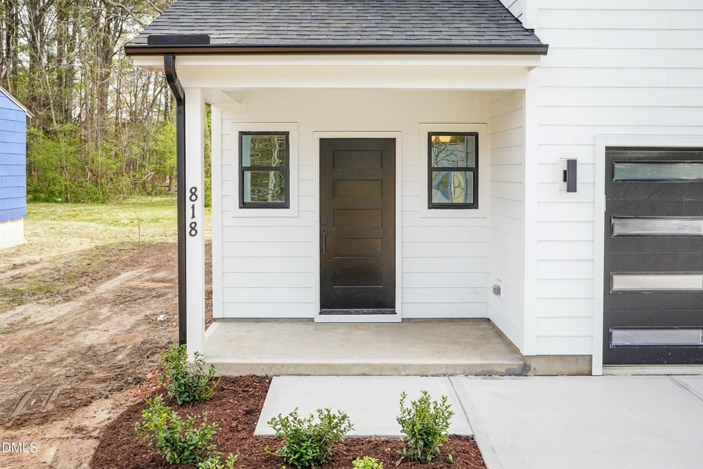 818 N Taylor Street - Photo 3