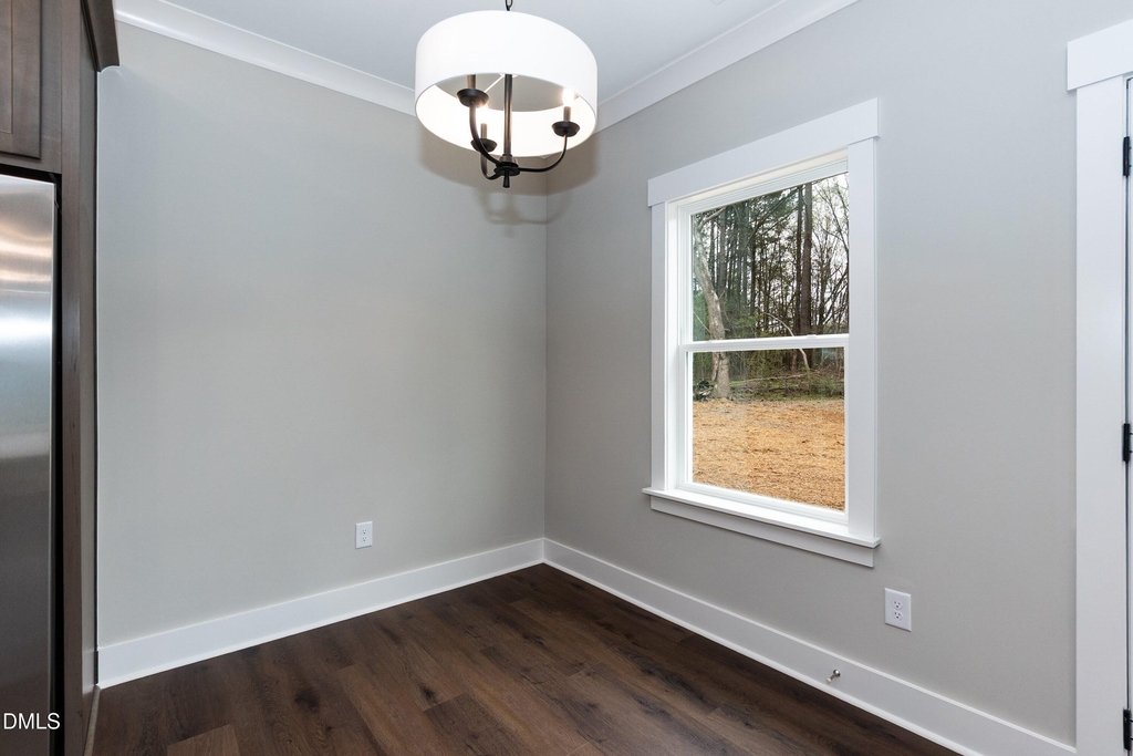 818 N Taylor Street - Photo 11