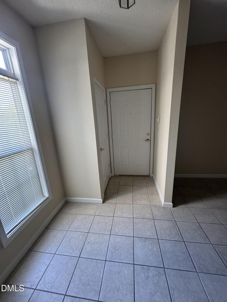 2520 Friedland Place - Photo 3