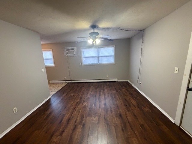 107 College Park Court - Photo 1