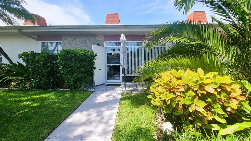 4318 Tahitian Gardens Circle - Photo 2