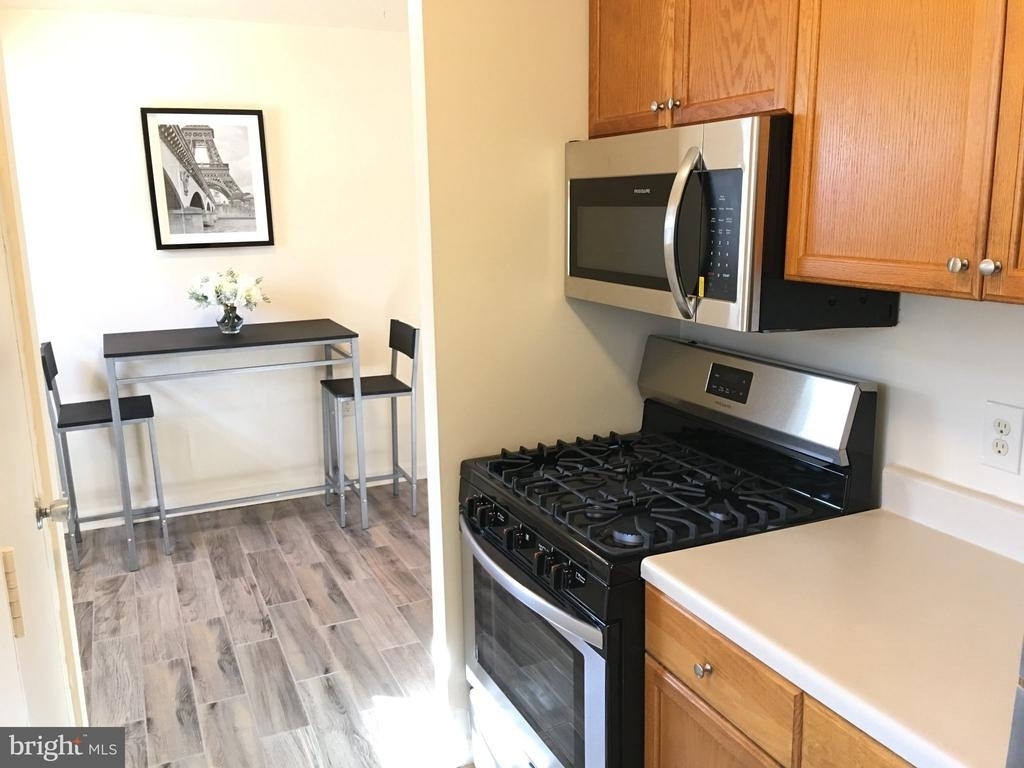 5929 Quantrell Avenue - Photo 17