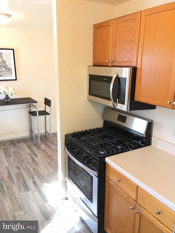 5929 Quantrell Avenue - Photo 20