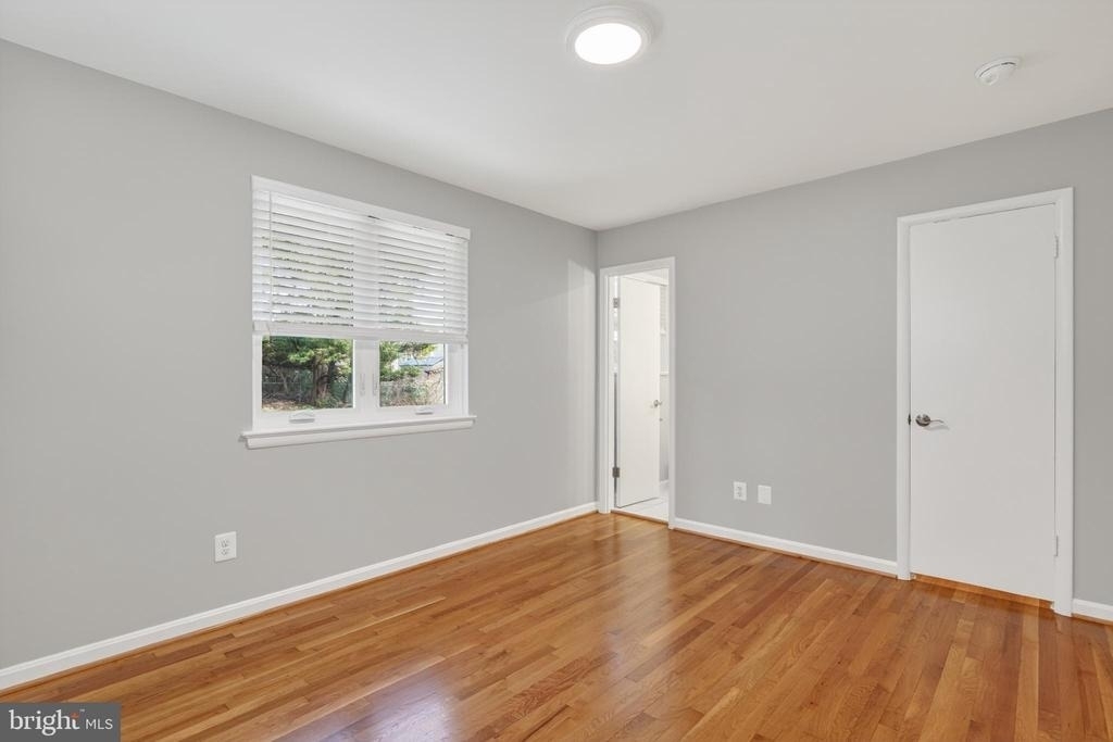 4625 Strathblane Place - Photo 11