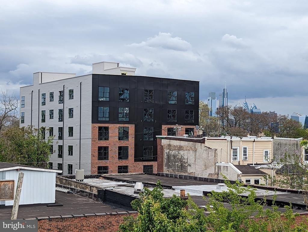 883 N Preston Street - Photo 4