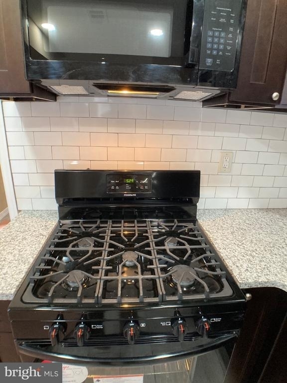 4523 Parrish Street - Photo 4