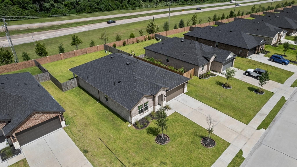 1054 Great Barracuda Lane - Photo 32