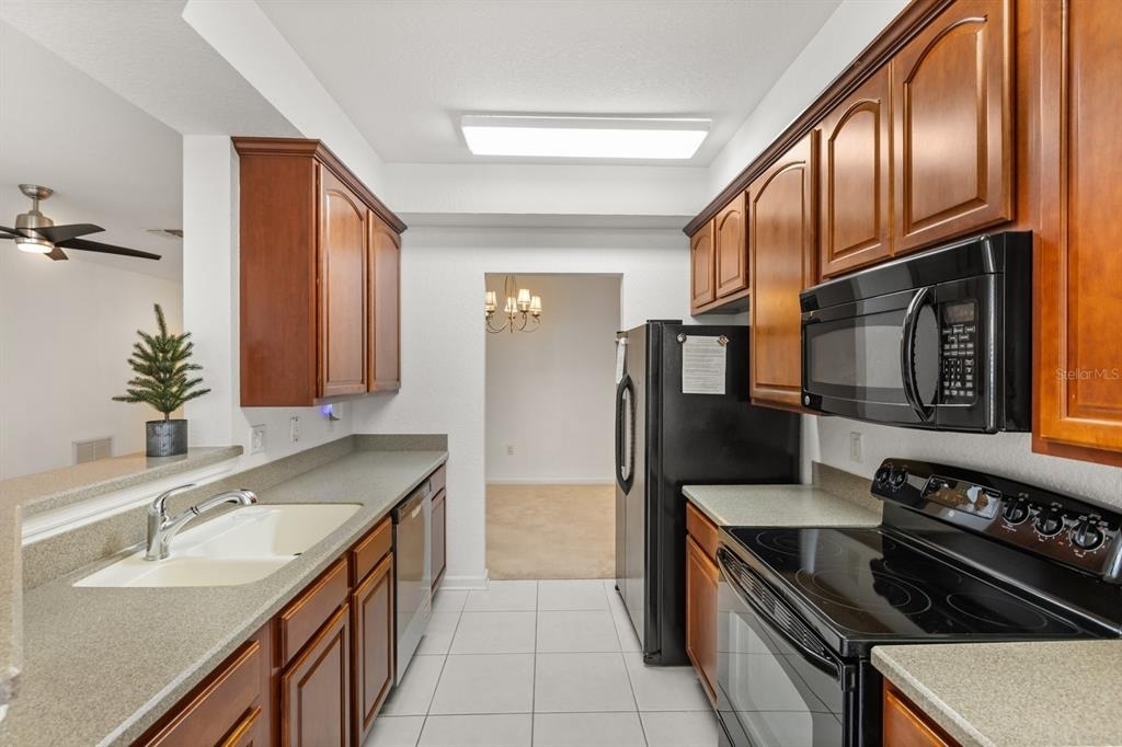 409 Hilgard Cove - Photo 5