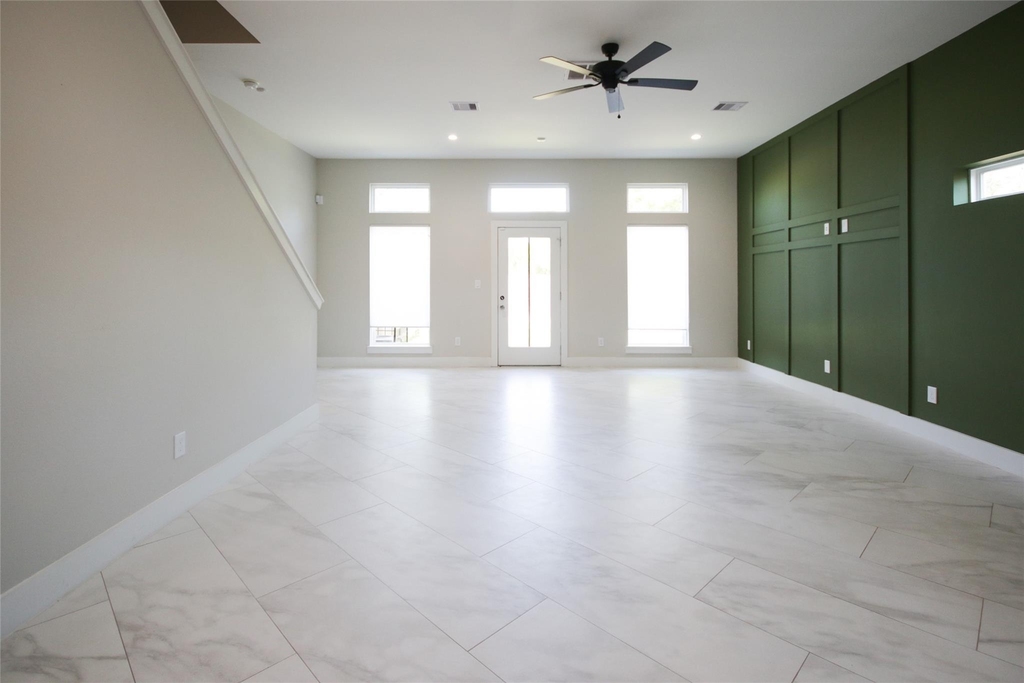 5113 Hershe Street - Photo 4