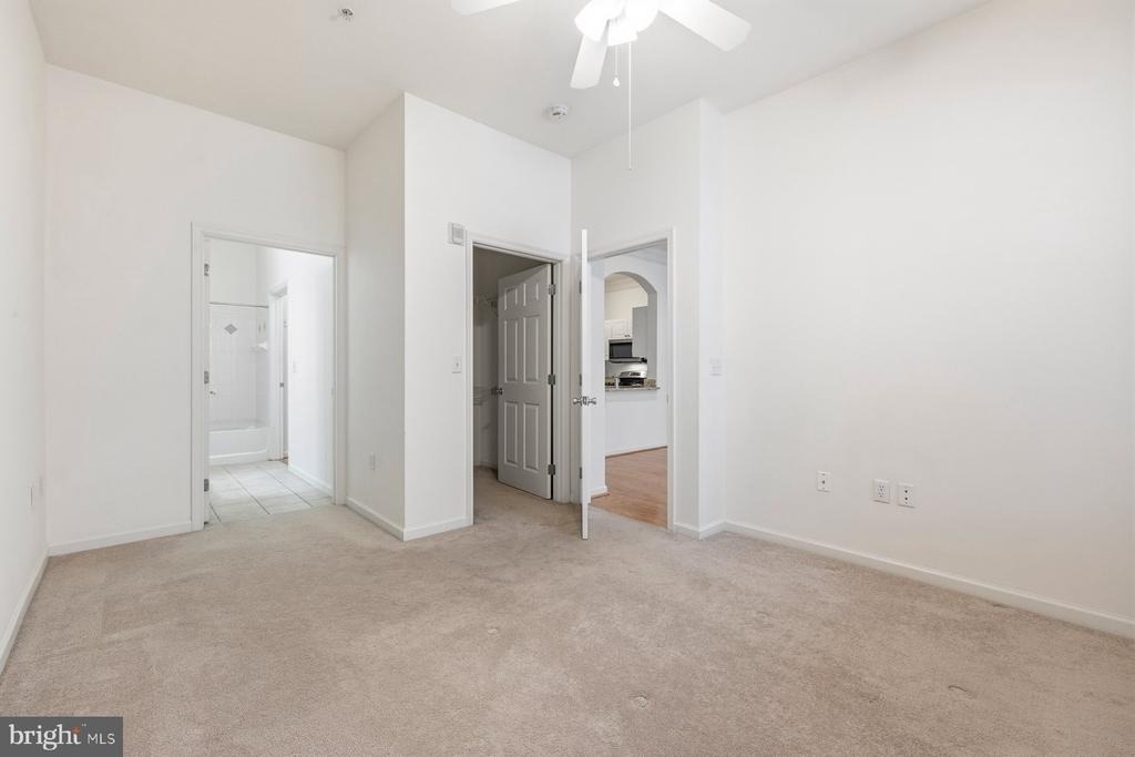 7 Booth Street - Photo 13