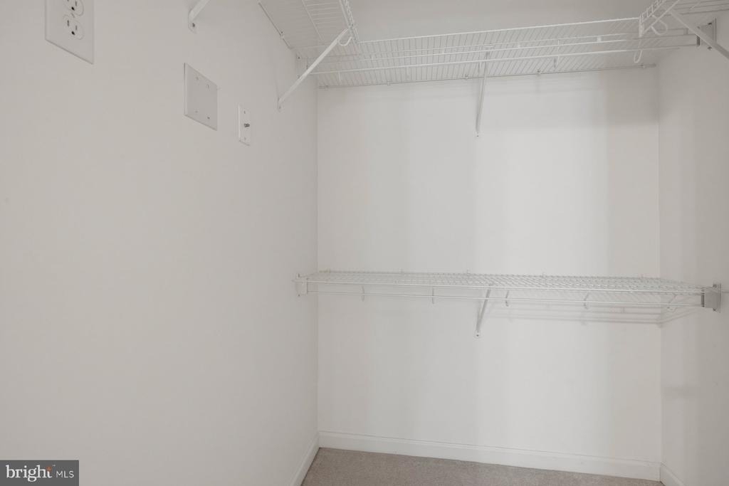 7 Booth Street - Photo 15