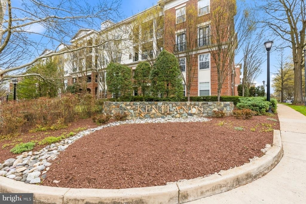 7 Booth Street - Photo 20
