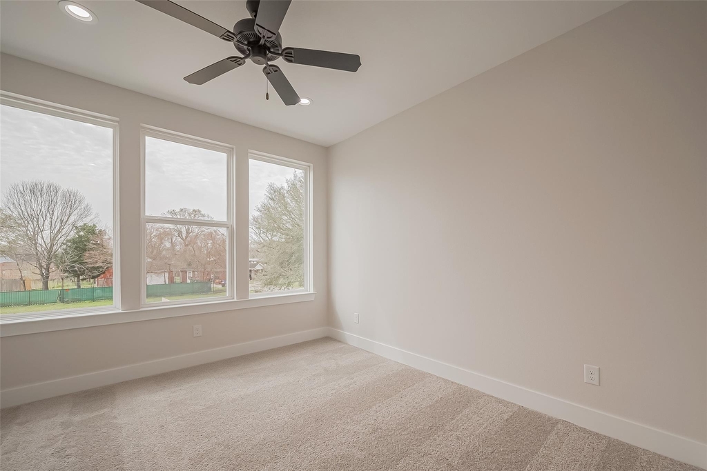 918 Saint Clair Street - Photo 24