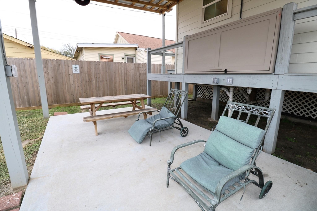 5506 Avenue Q 1/2 - Photo 19