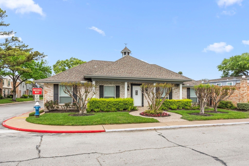 11002 Hammerly Boulevard - Photo 21
