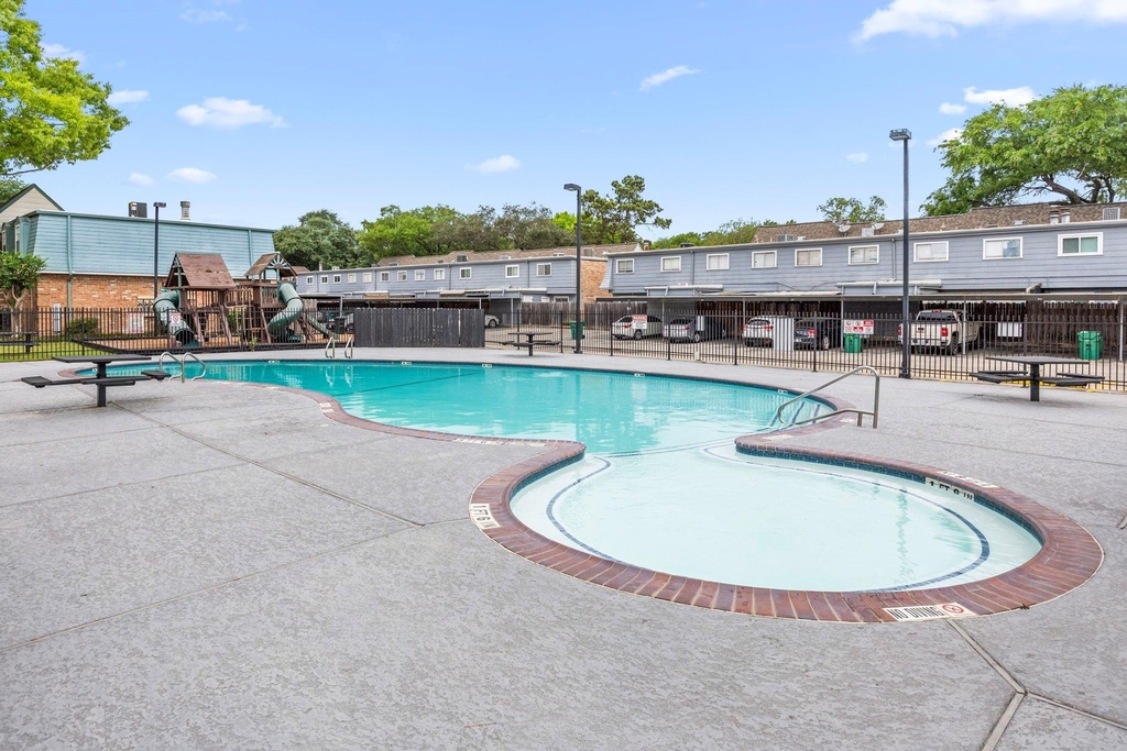 11002 Hammerly Boulevard - Photo 19