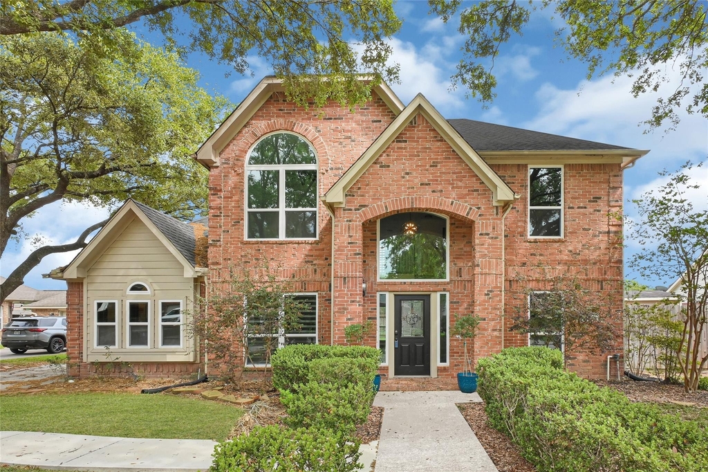 11915 Helene Court - Photo 0