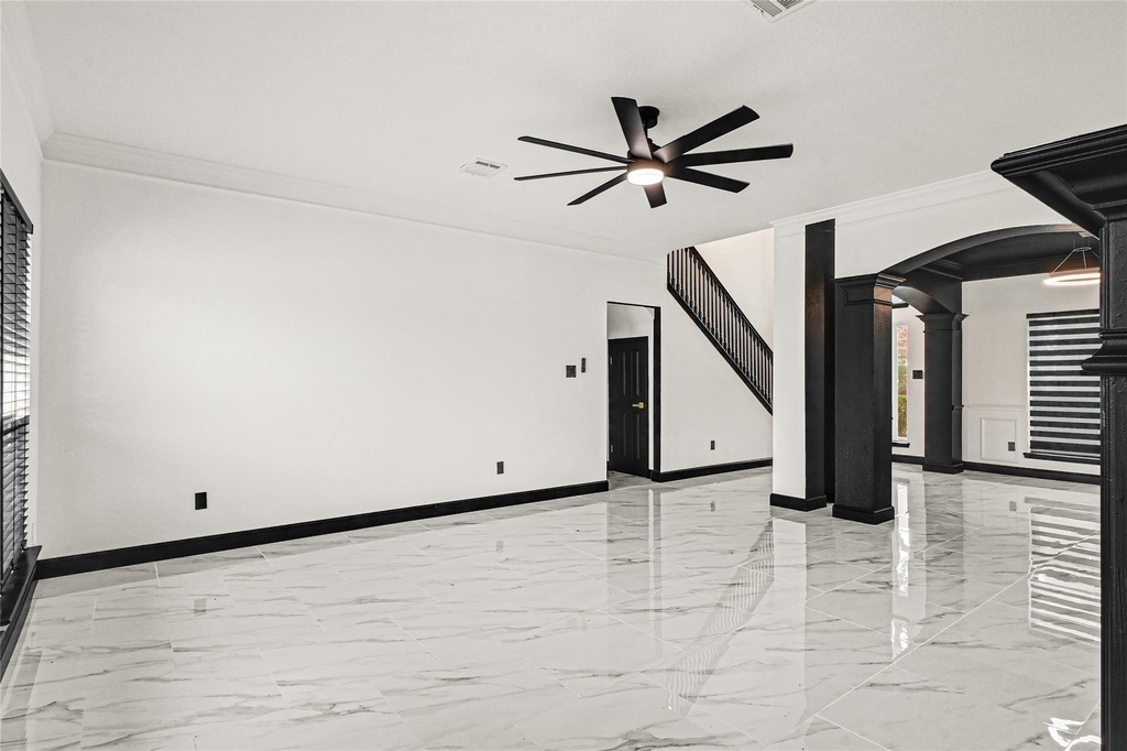 11915 Helene Court - Photo 14