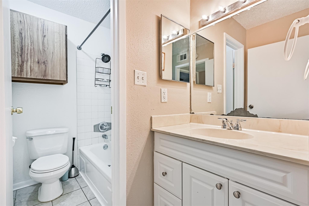 260 El Dorado Boulevard - Photo 14