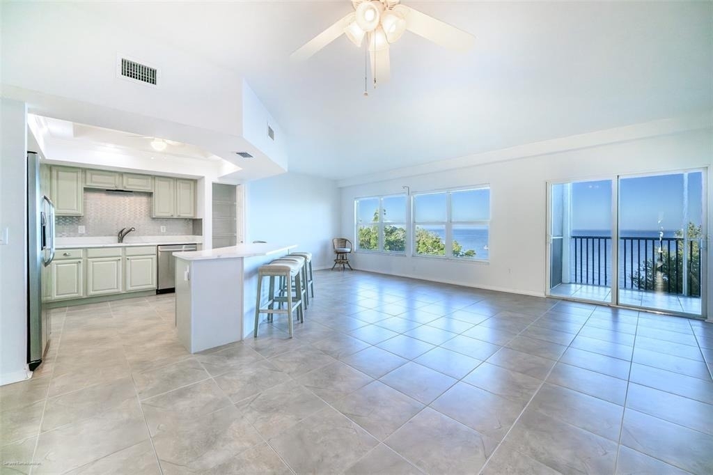 101 N Marion Court - Photo 3