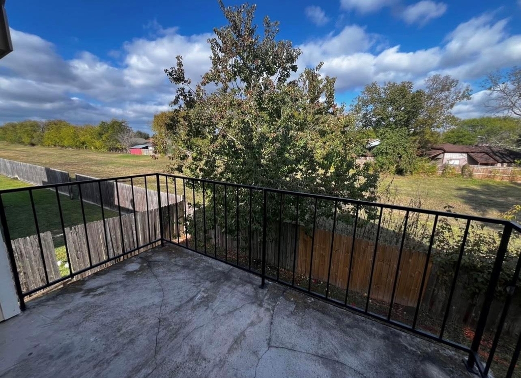 12118 W Bellfort Avenue - Photo 14