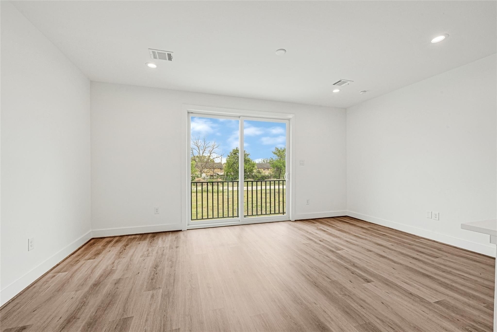 4606 Crown Grove Lane - Photo 4