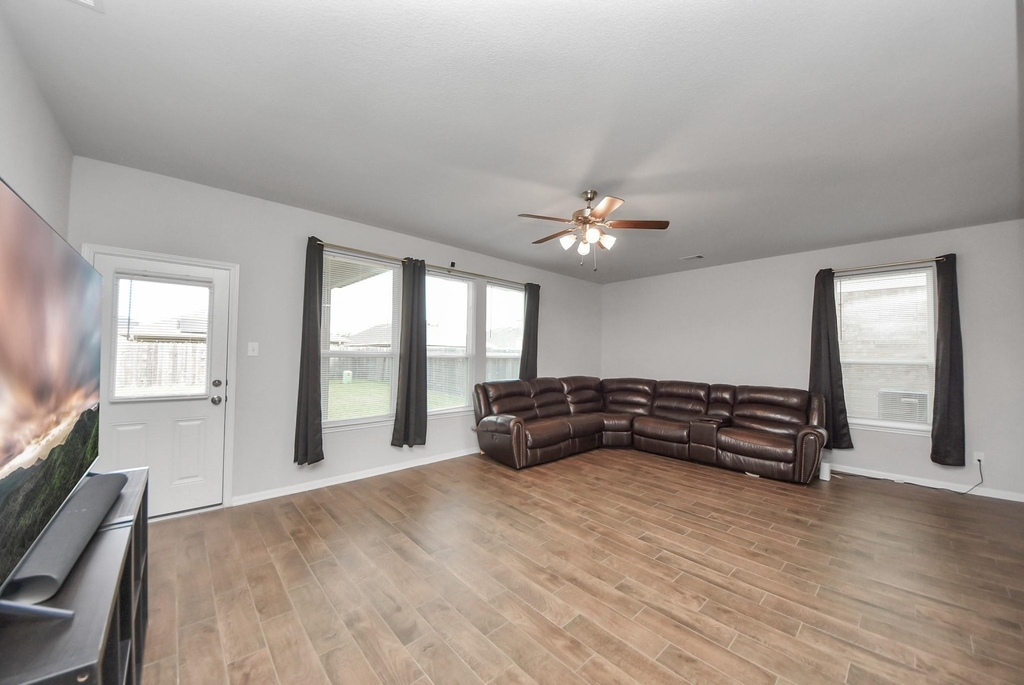 4239 Wyanngate Drive - Photo 12