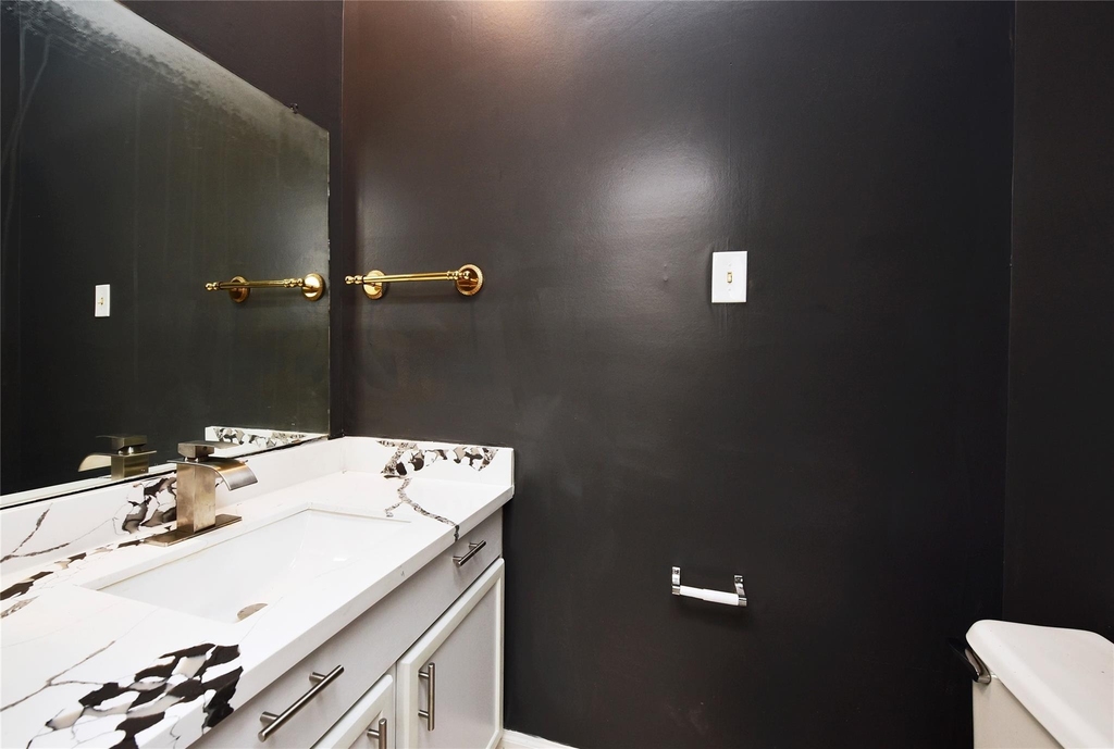 2023 Gentryside Drive - Photo 2