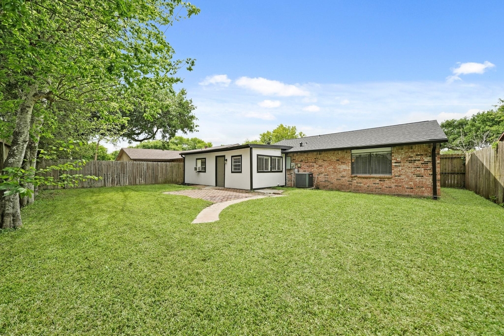 6711 Pickett Drive - Photo 29