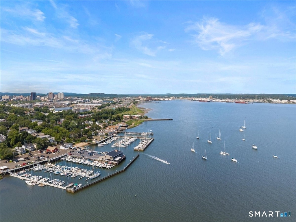 13 Harbour Close - Photo 33