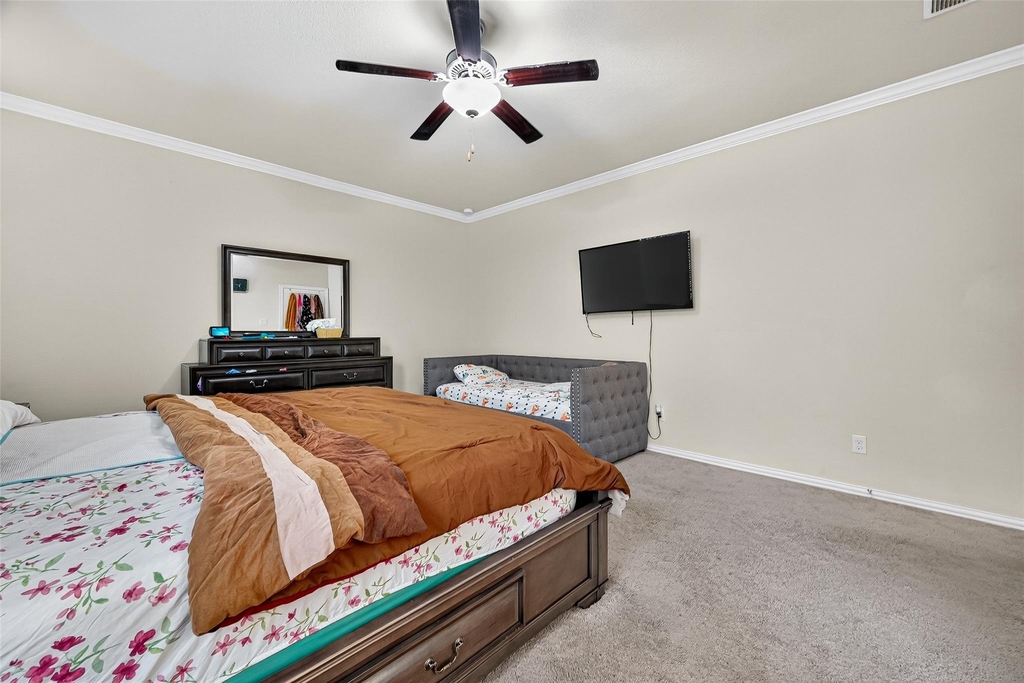 10519 Forfar Lane - Photo 36