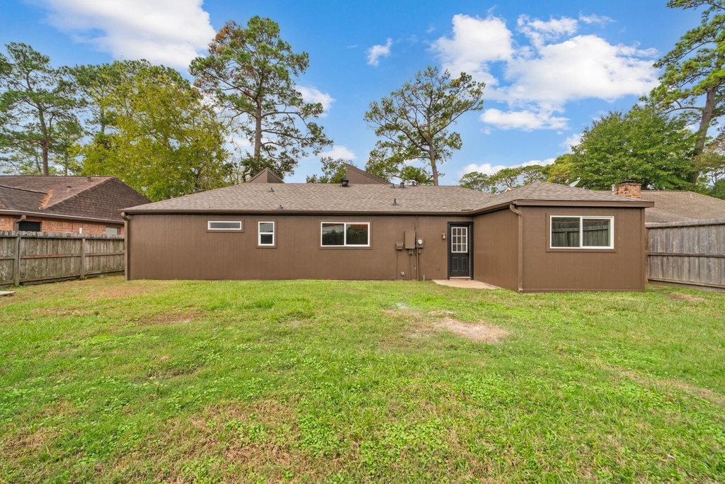 15034 Rose Valley Drive - Photo 34