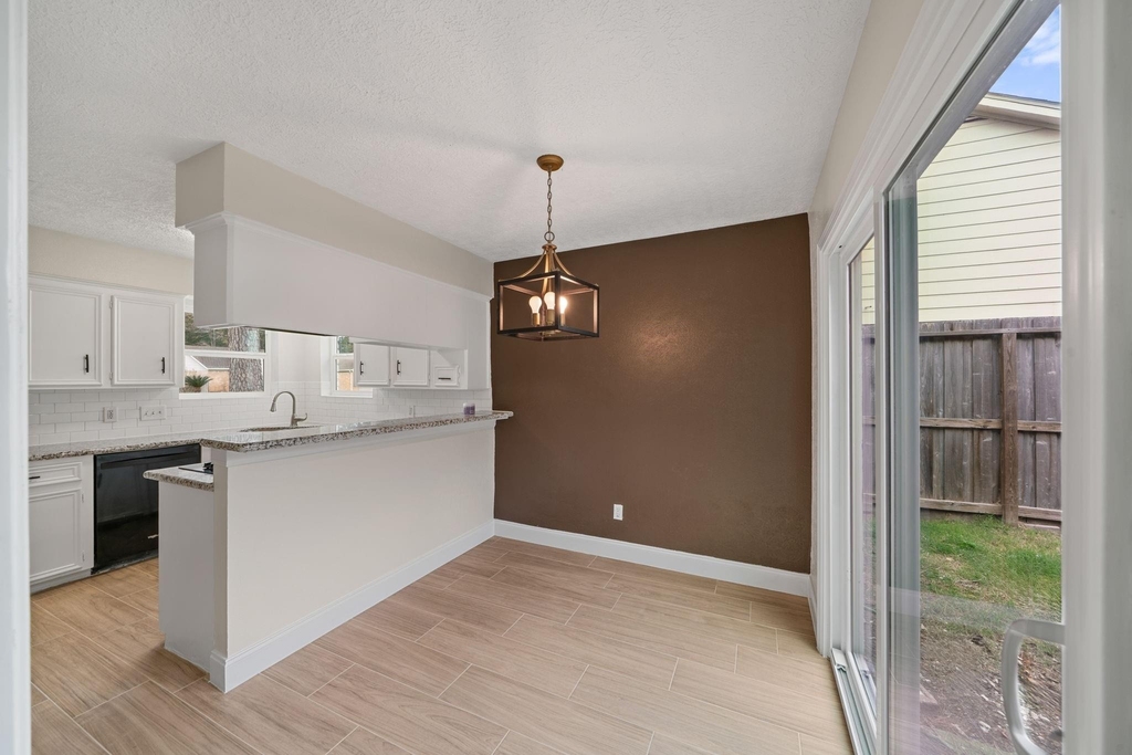 15034 Rose Valley Drive - Photo 16