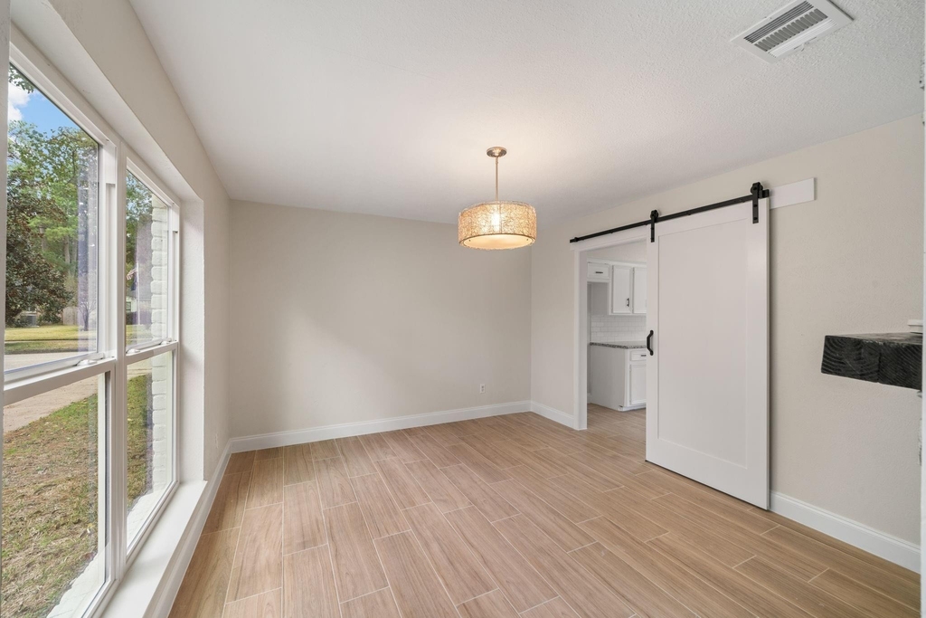 15034 Rose Valley Drive - Photo 9