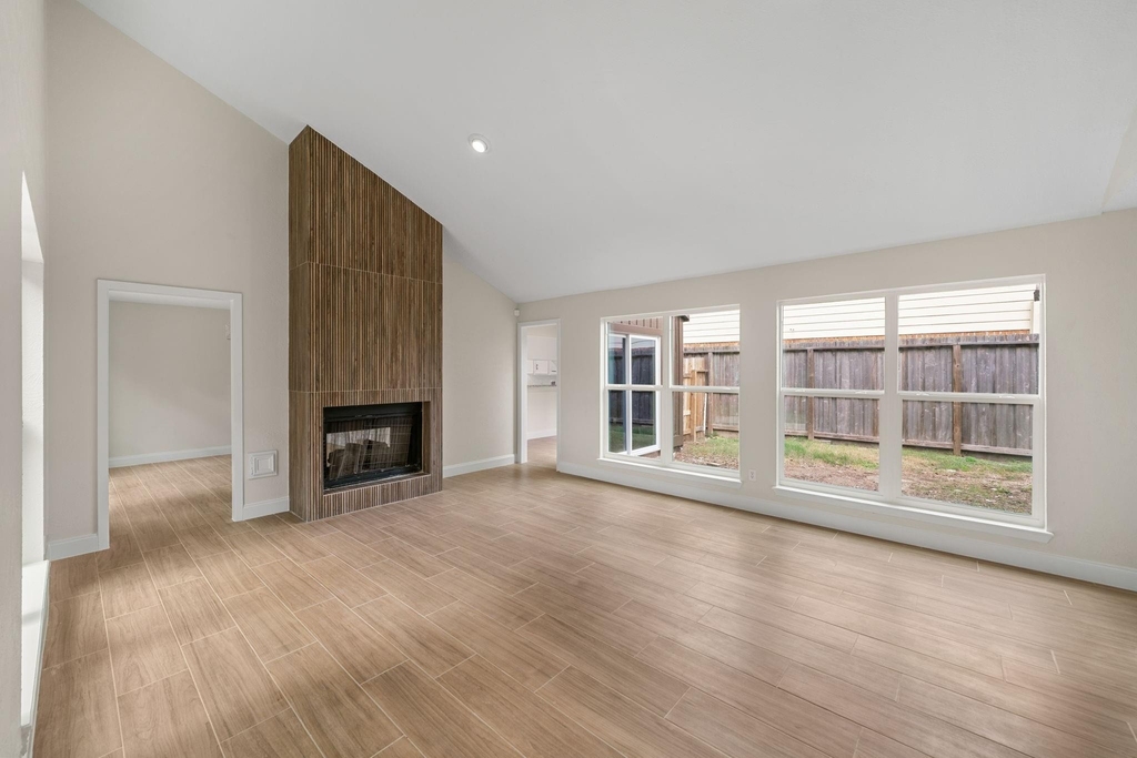 15034 Rose Valley Drive - Photo 5