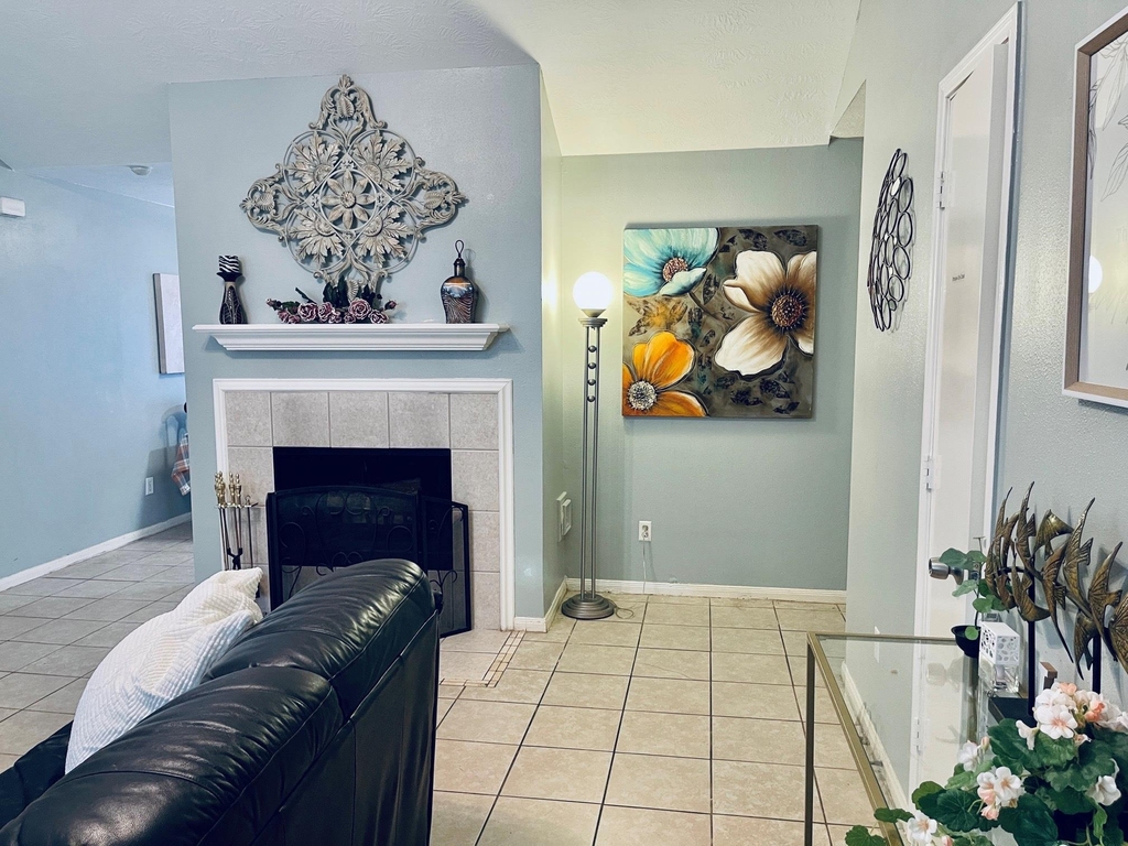 118 Willoughby Court - Photo 3