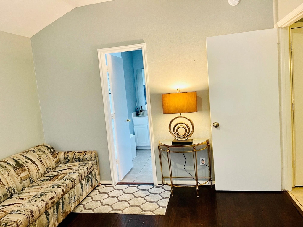 118 Willoughby Court - Photo 19