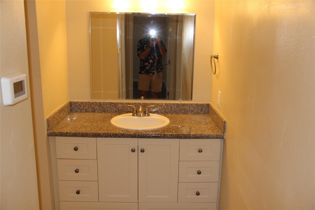 10110 Westview Drive - Photo 10