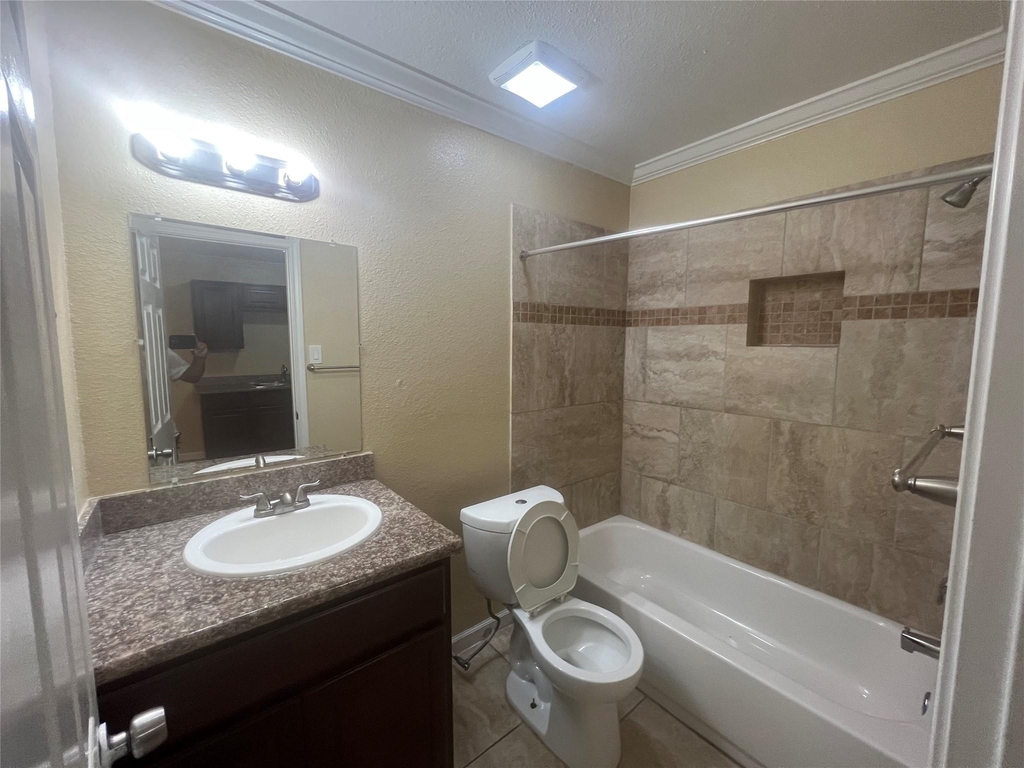 10110 Westview Drive - Photo 7