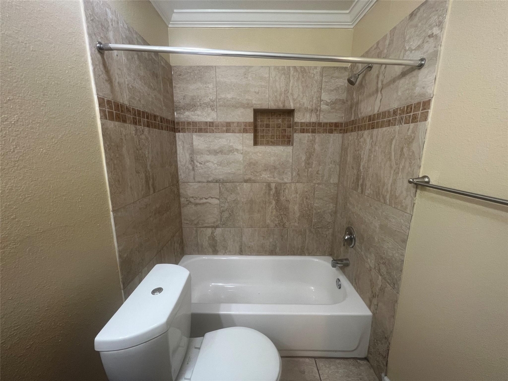 10110 Westview Drive - Photo 8