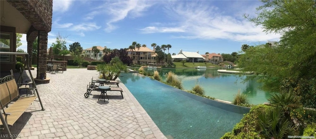 8741 Newport Isle Court - Photo 10