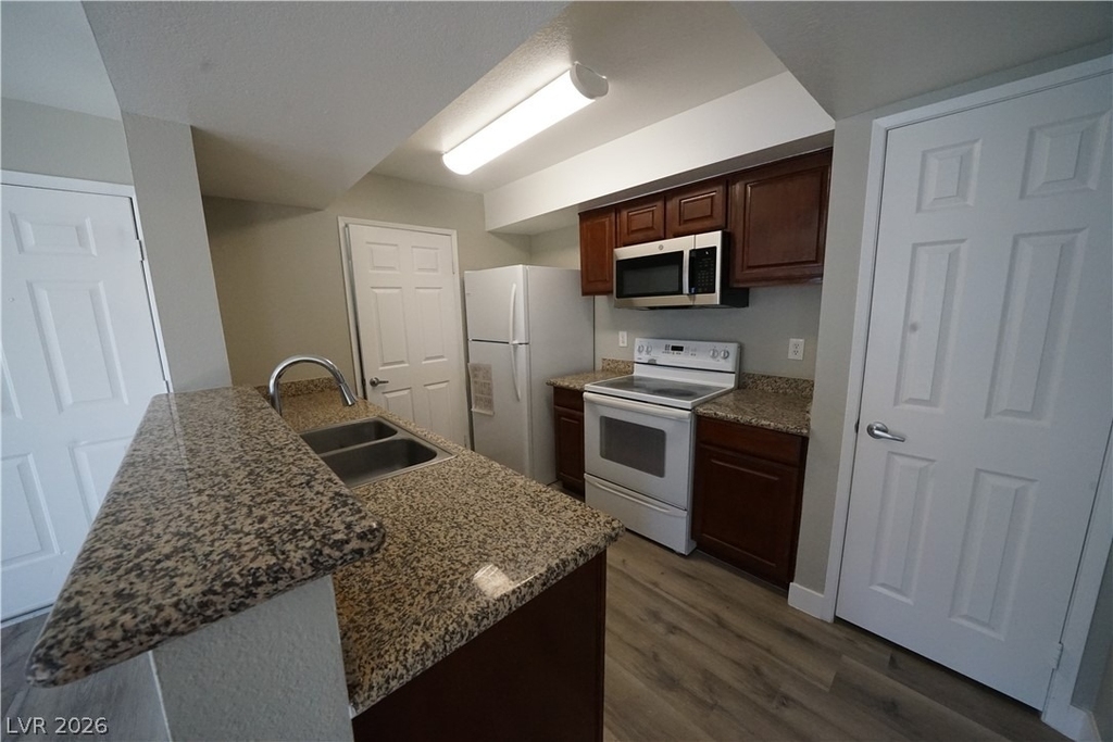 6800 E Lake Mead Boulevard - Photo 14
