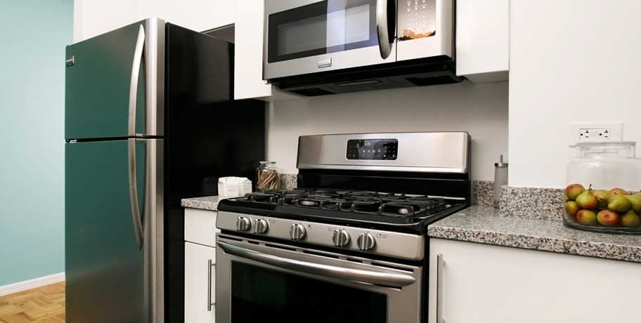 West 37th Street - Photo 1