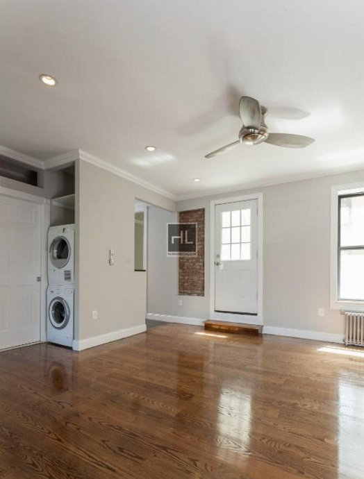 E 100th St/off 2nd Ave Nearest Q: 3BR, Elevator, W/D, SS Apps & NO Broker's Fees! Avail May 1 | Can view sooner - Photo 2