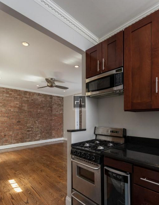 E 100th St/off 2nd Ave Nearest Q: 3BR, Elevator, W/D, SS Apps & NO Broker's Fees! Avail May 1 | Can view sooner - Photo 3