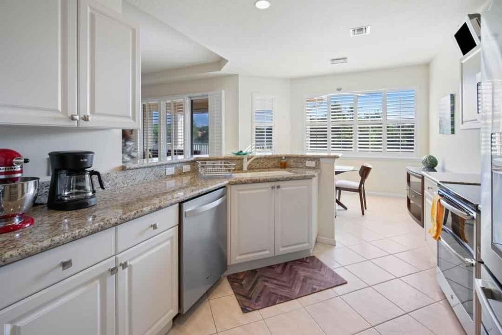 2371 Sw Carriage Hill Terrace - Photo 18