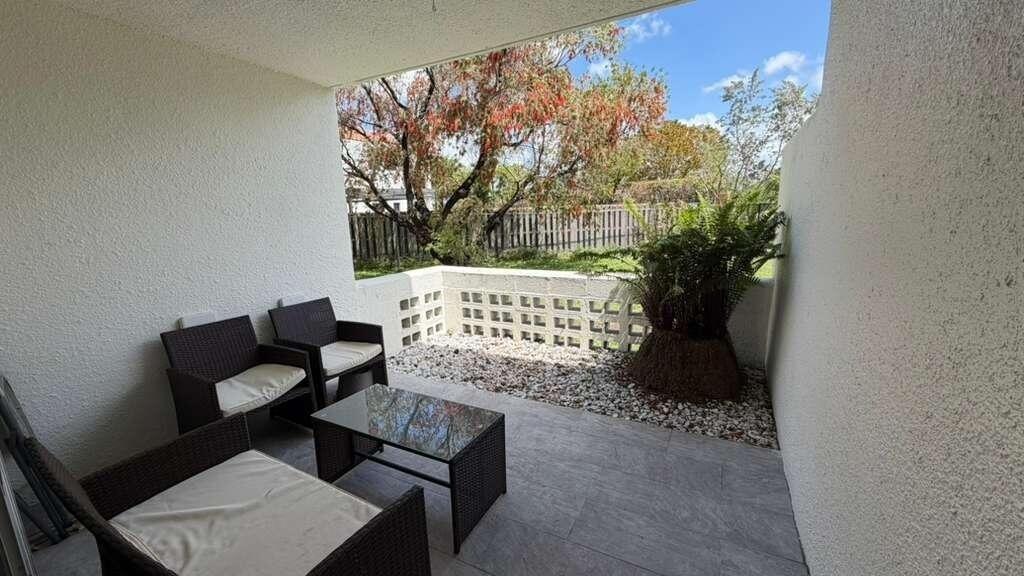 9711 Fontainebleau Boulevard - Photo 12