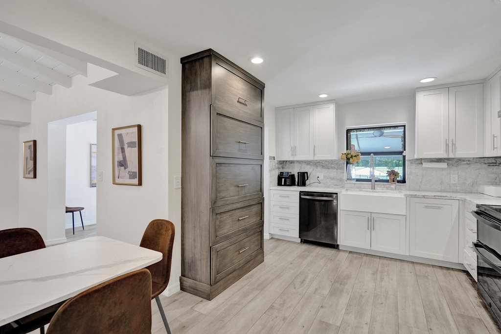 1606 Se 1st Street - Photo 16