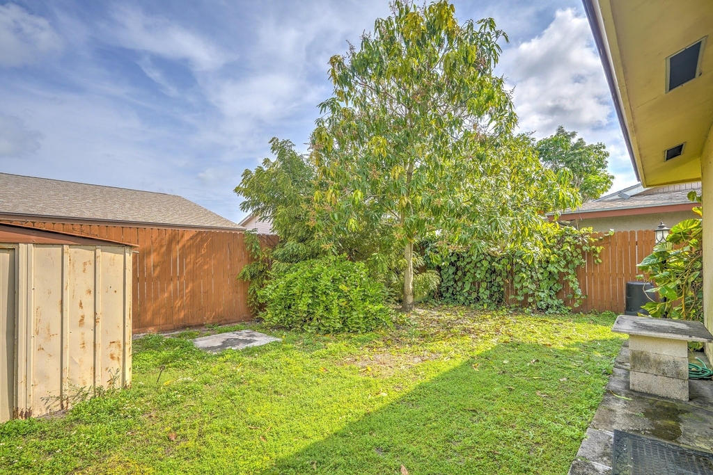 3929 Kenas Street - Photo 11